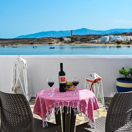 Beachfront Bocamviglies Rooms - Naoussa Bespoke View Екстериор снимка