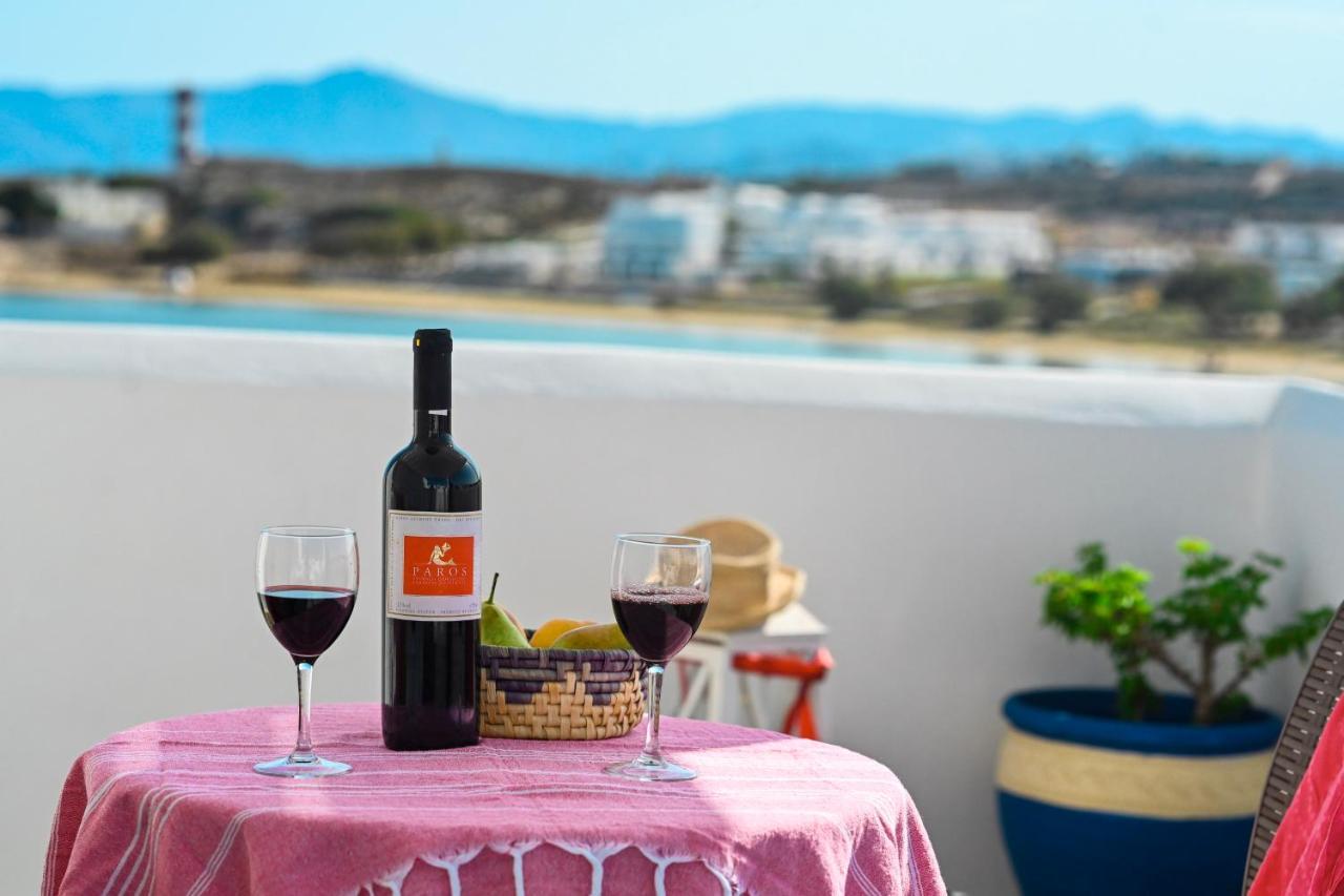 Beachfront Bocamviglies Rooms - Naoussa Bespoke View Екстериор снимка