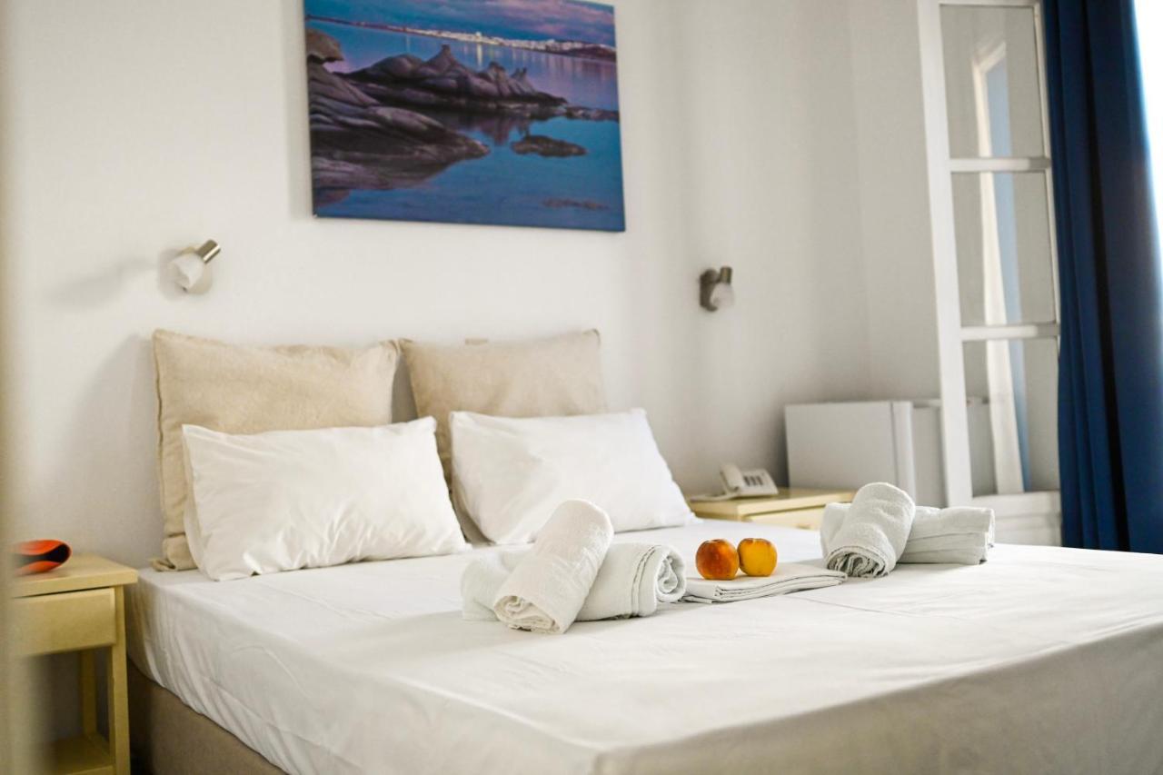 Beachfront Bocamviglies Rooms - Naoussa Bespoke View Екстериор снимка
