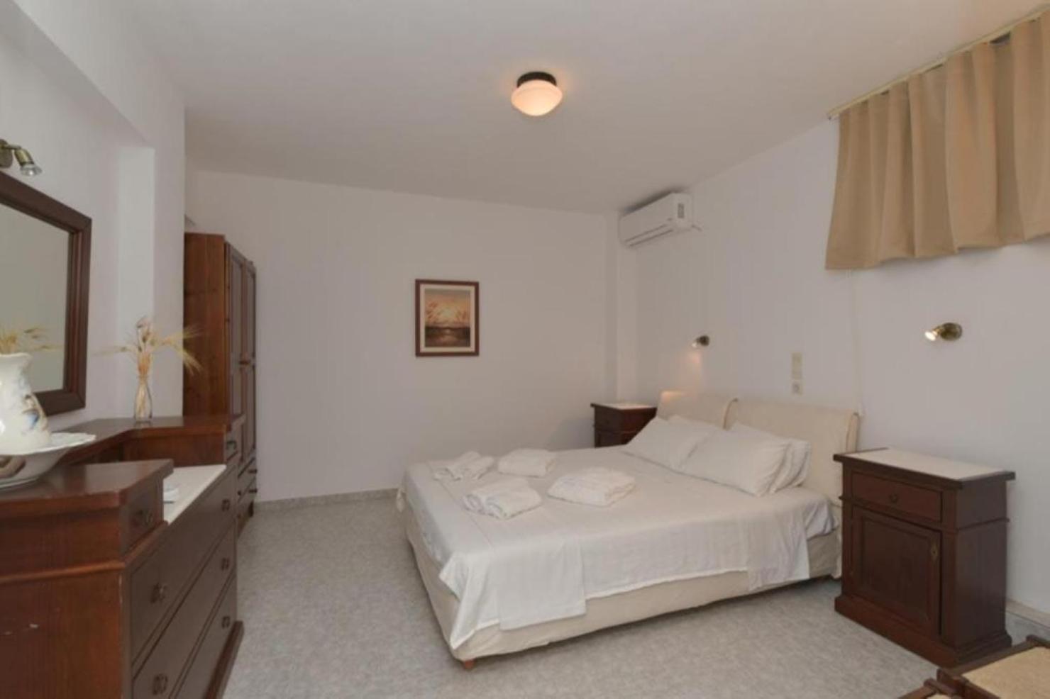 Beachfront Bocamviglies Rooms - Naoussa Bespoke View Стая снимка
