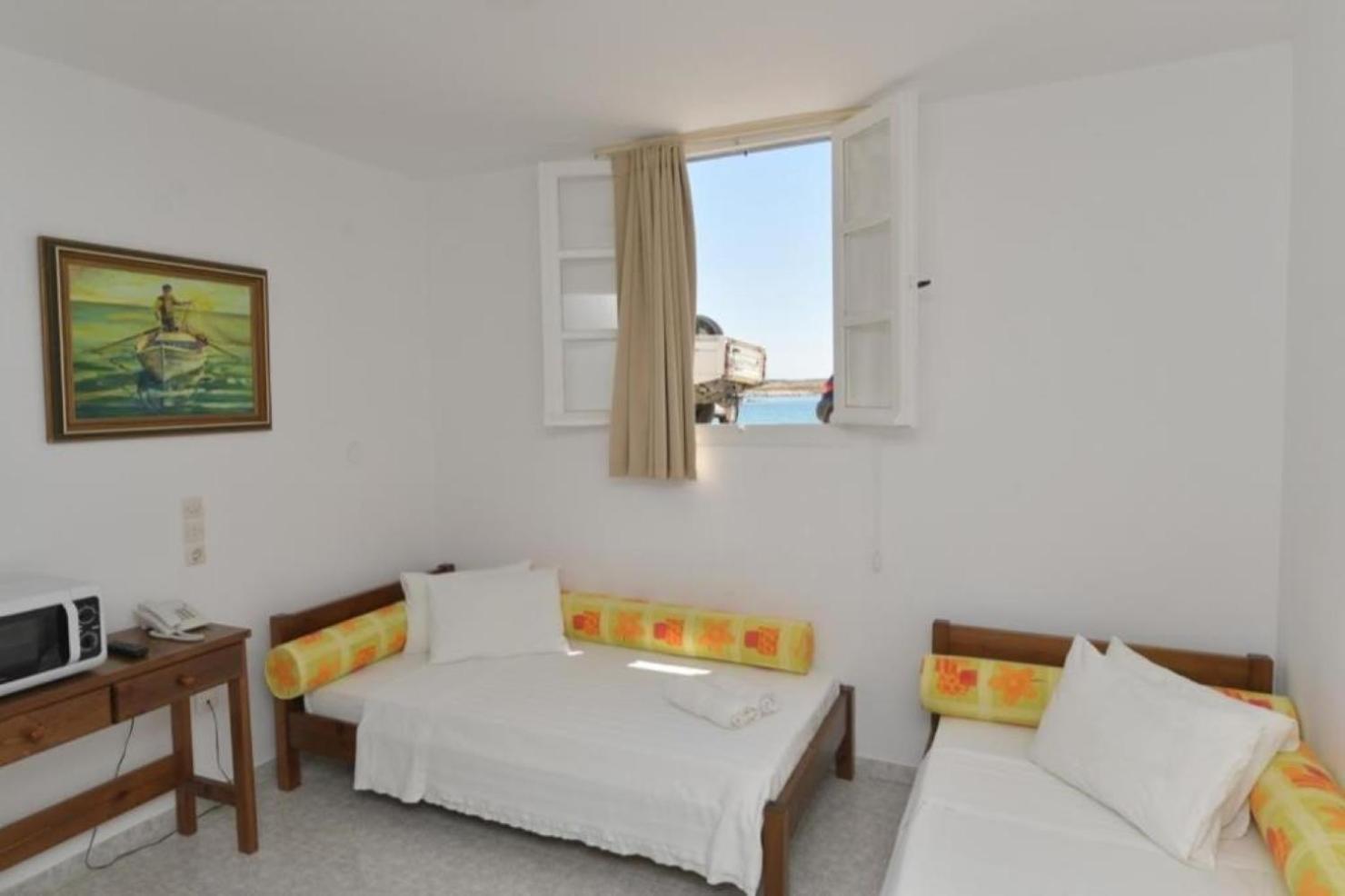 Beachfront Bocamviglies Rooms - Naoussa Bespoke View Стая снимка
